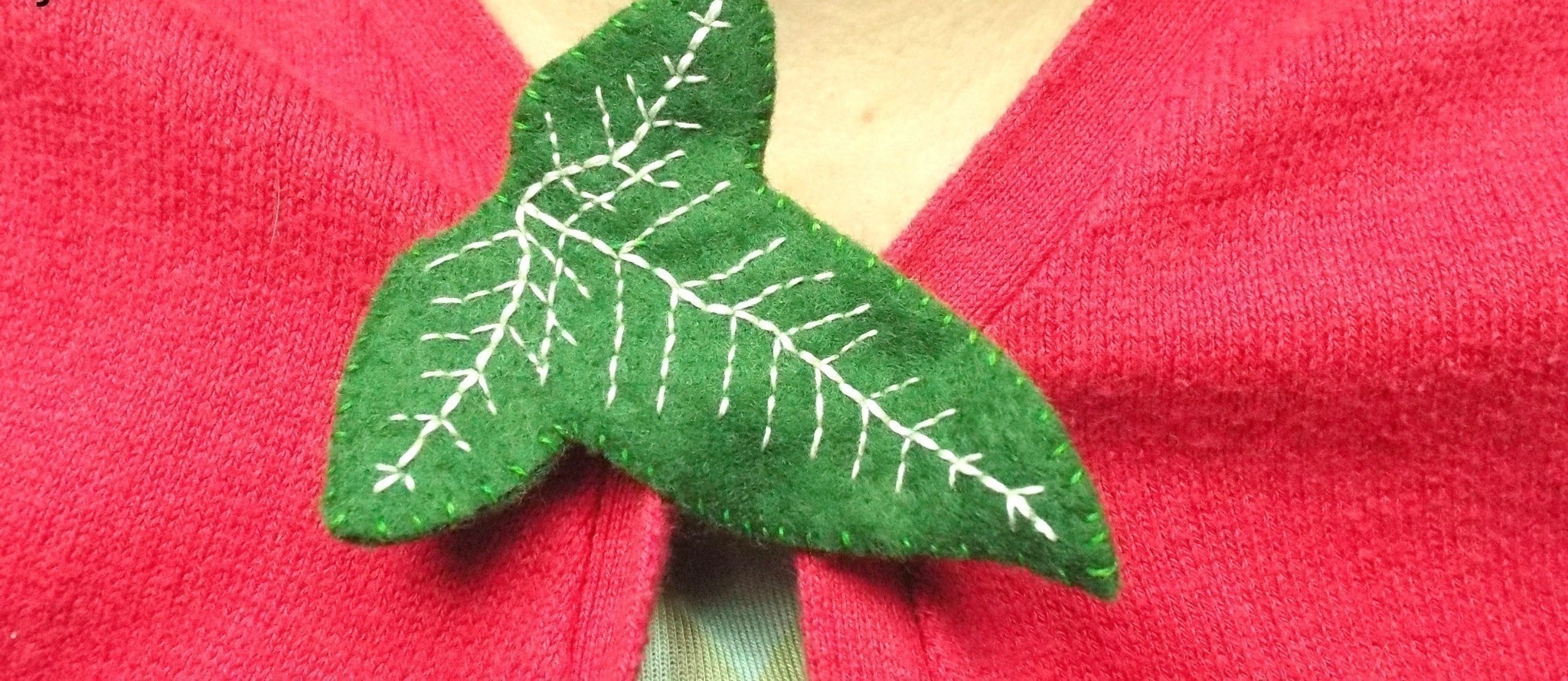 Lord Of The Rings Leave Cloak Clasp Brooch How To Make A Fabric Brooch Needlework On Cut Out Keep