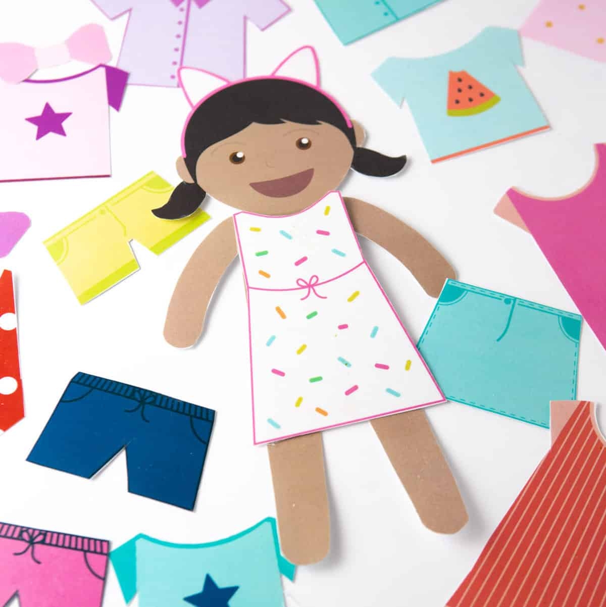 Printable Paper Dolls Clothes And Accessories Design Eat Repeat Printable Paper Dolls Clothes And Accessories Design Eat Repeat